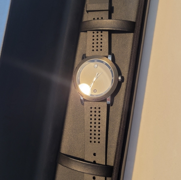 Movado stainless steel black watch NWT - Picture 3 of 8